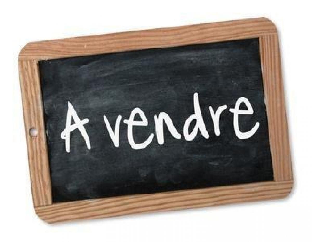 46m² Factory in Nimes, France No. 20900