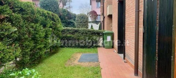 3 bedrooms Villa in Carate Brianza, Italy No. 327619 3