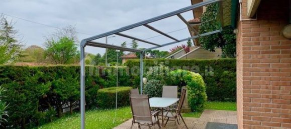 3 bedrooms Villa in Carate Brianza, Italy No. 327619 8