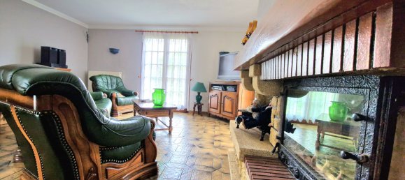 4 bedrooms House in Coulommiers, France No. 186079 3