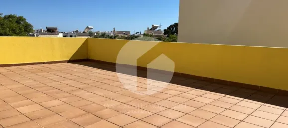 Casa de 4 dormitorios en Quelfes, Portugal No. 93090 16