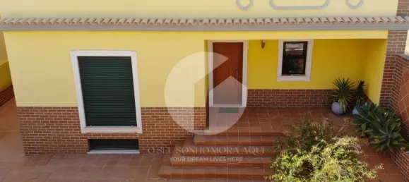 Casa de 4 dormitorios en Quelfes, Portugal No. 93090 29