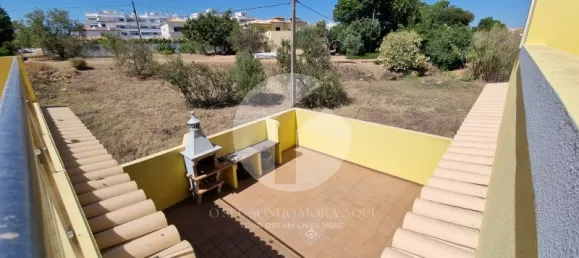 Casa de 4 dormitorios en Quelfes, Portugal No. 93090 44