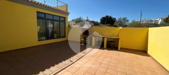 Casa de 4 dormitorios en Quelfes, Portugal No. 93090 42