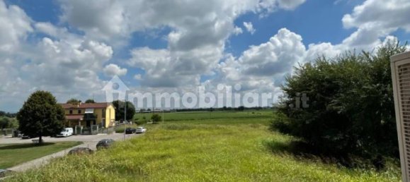 1 bedroom Apartment in Isola Rizza, Italy No. 263090 22