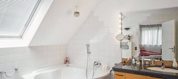 Дом с 6 комнатами в Bergisch Gladbach, Германия № 8981 10