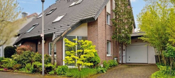 Дом с 6 комнатами в Bergisch Gladbach, Германия № 8981 3