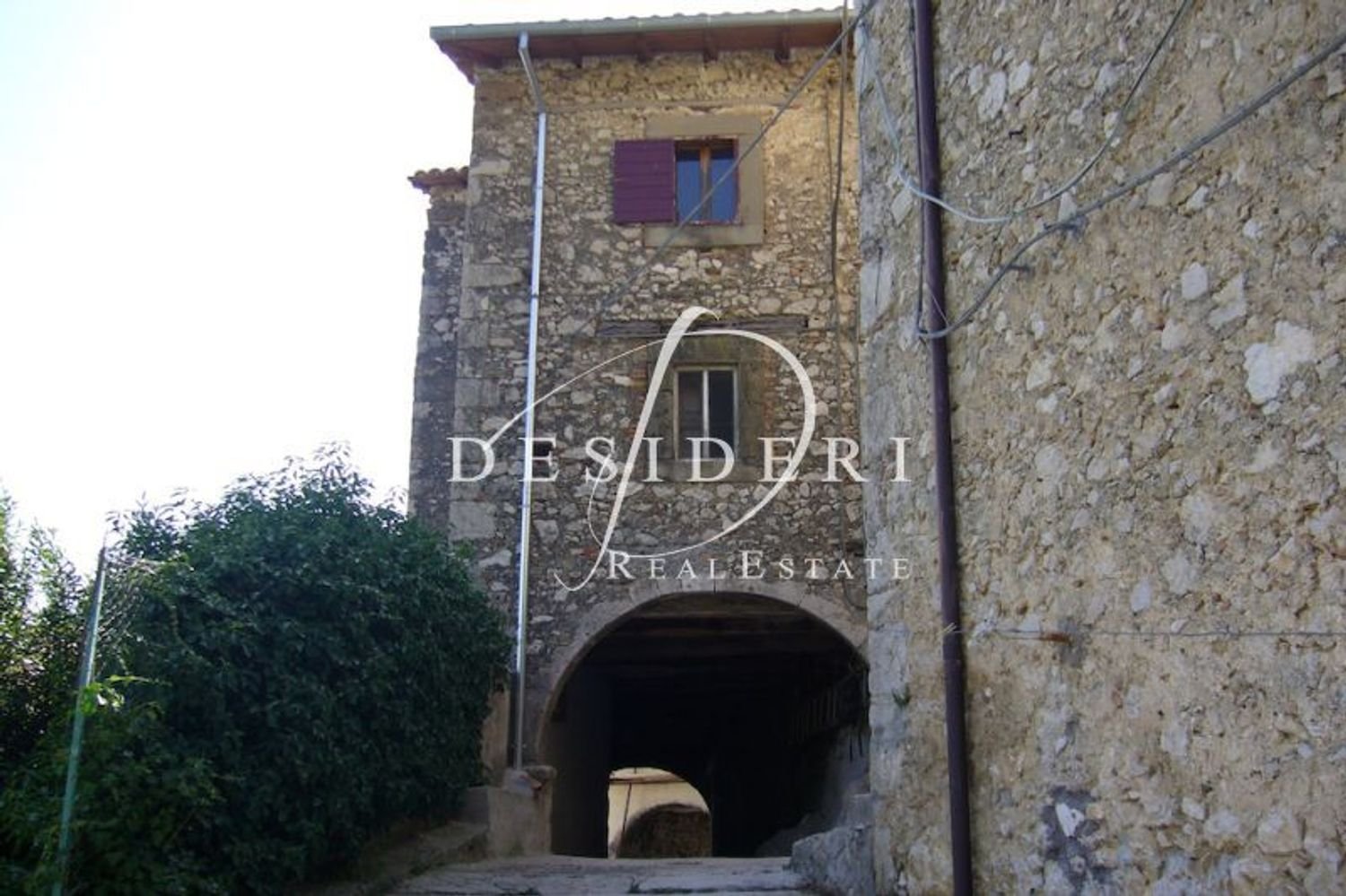 Apartamento de 8 habitaciónes en Petrella Salto, Italy No. 87522