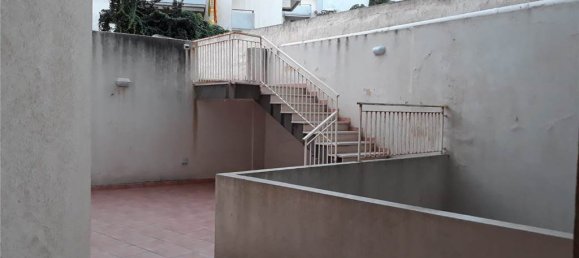 Склад с 3 комнатами в Марсала, Италия № 176404 4