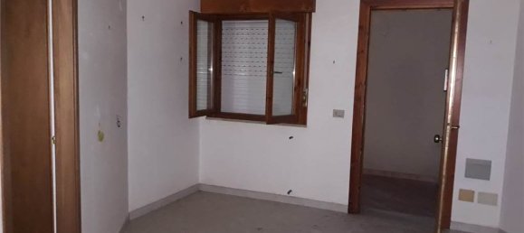 Склад с 3 комнатами в Марсала, Италия № 176404 5