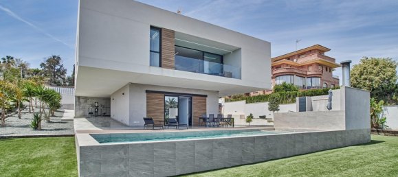 5 dormitorios villa en venta en Alicante, Comunidad Valenciana, Spain № 368851 2
