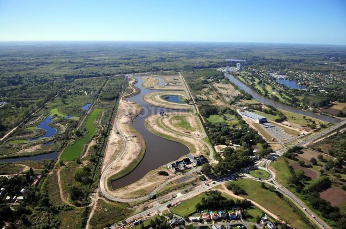 Grundstück in Tigre, Argentina, Nr. 31456