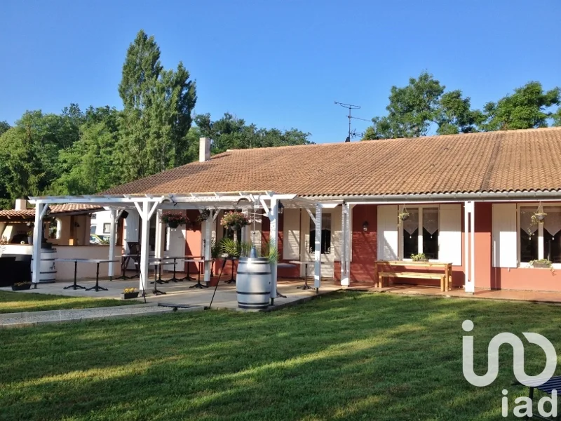 Casa de 4 dormitorios en Margueron, France No. 323713