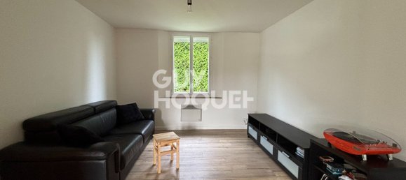 Casa de 3 dormitorios en Tremblay-les-Villages, France No. 158406 3