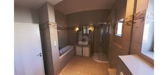 Квартира с 5 комнатами в Шаумбург, Германия № 304796 4