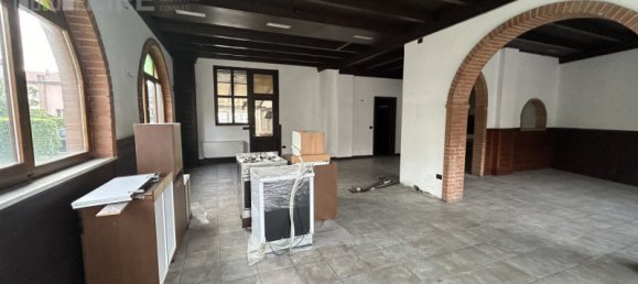 3 rooms Apartment in Torrebelvicino, Italy No. 351457 5