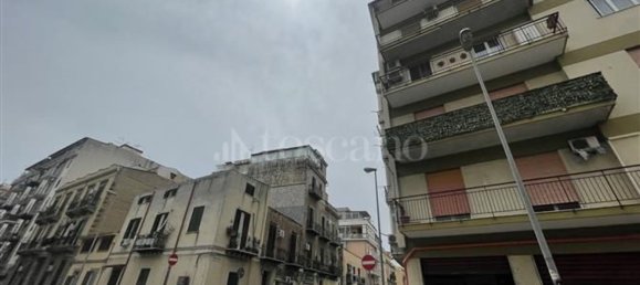 5-Zimmer Wohnung in Palermo, Italy, Nr. 44959 2