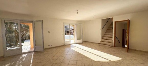 Вилла с 5 спальнями в Clermont-l'Herault, Франция № 200837 2