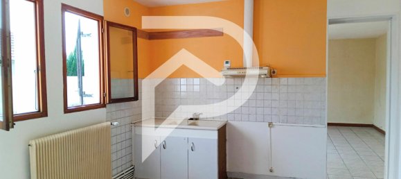 2 bedrooms House in Saint-Vallier, France No. 193631 6