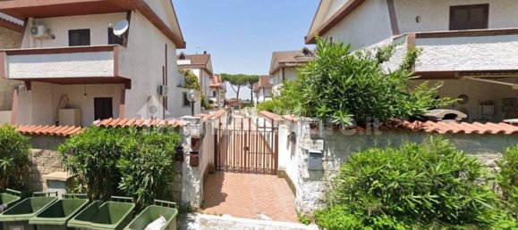 4 bedrooms Villa in Ardea, Italy No. 66168 5