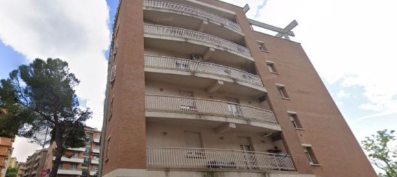 Квартира с 5 спальнями в Перуджа, Италия № 324436 17