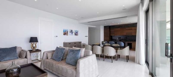 4 bedrooms Apartment in Limassol, Cyprus No. 11990 13