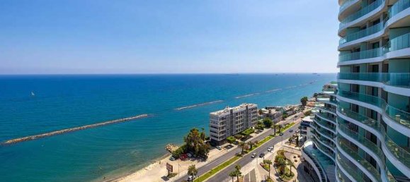 4 bedrooms Apartment in Limassol, Cyprus No. 11990 16