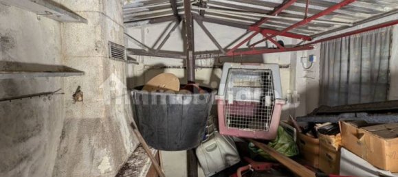  مستودع في Milan, Italy 15متر مربع رقم 328405 10