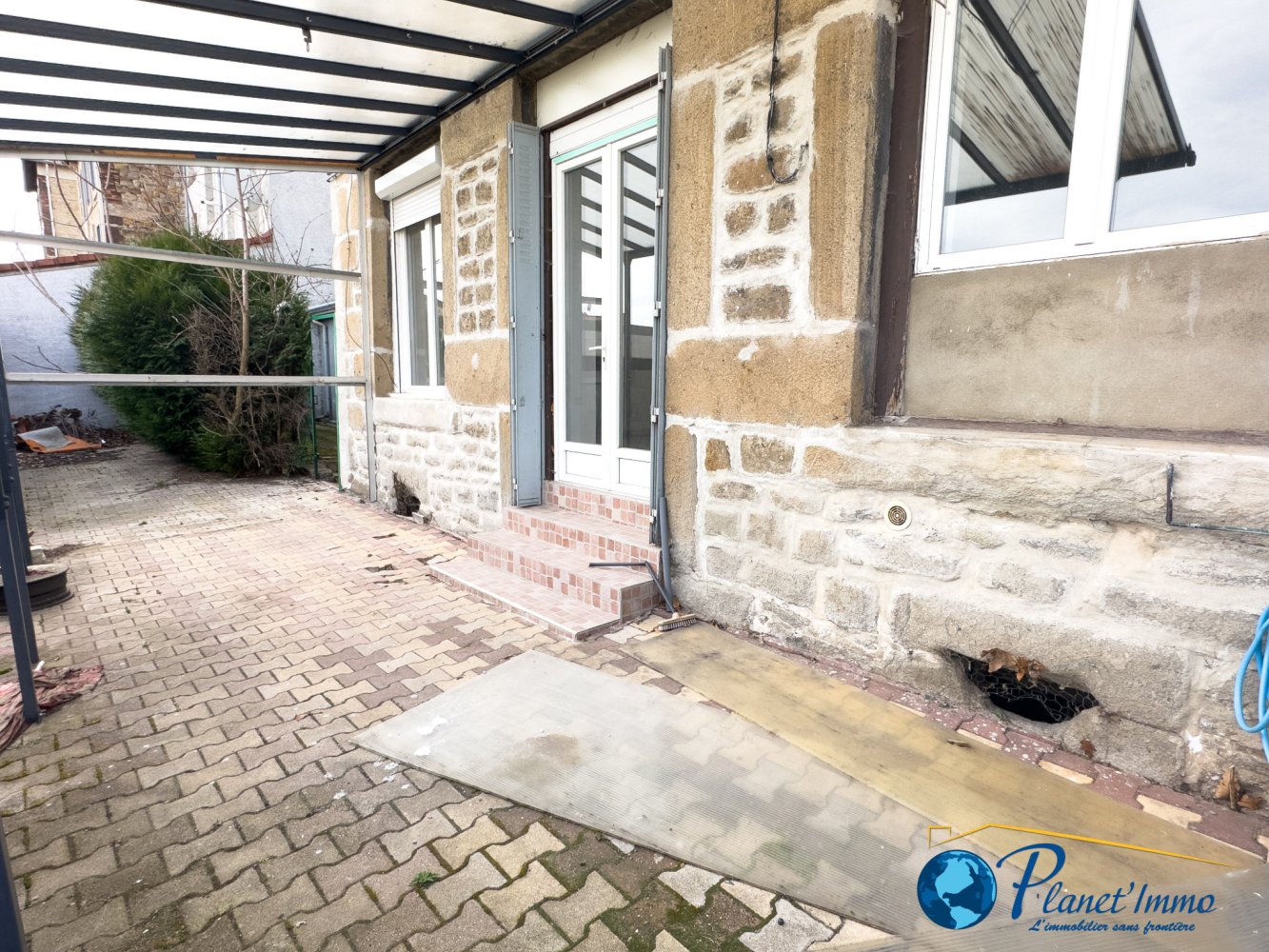 3 bedrooms Apartment in Saint-Etienne, France No. 199770