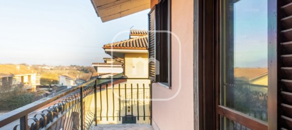 2 bedrooms Villa in Labico, Italy No. 30776 18