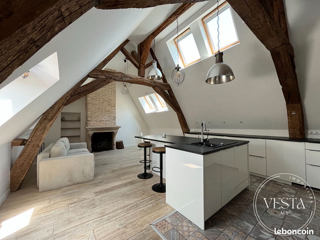 2 bedrooms Apartment in Dijon, France No. 291548