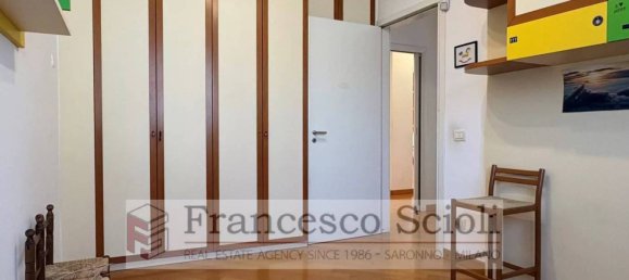 3 bedrooms Apartment in Saronno, Italy No. 379264 9