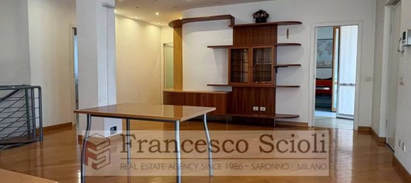 3 bedrooms Apartment in Saronno, Italy No. 379264 4