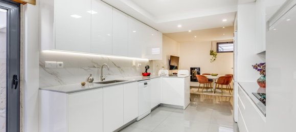 3 bedrooms Villa in Oeiras, Portugal No. 117704 7