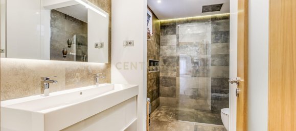 3 bedrooms Villa in Oeiras, Portugal No. 117704 10