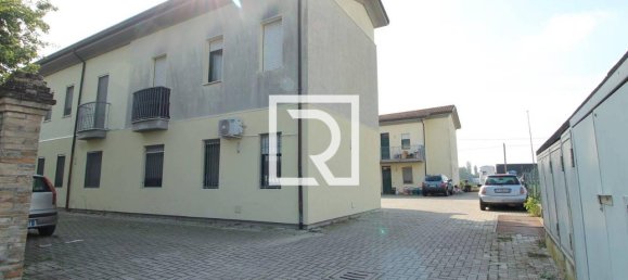 Apartamento de 3 habitaciónes en Alfonsine, Italy No. 42015 19