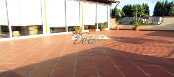 4 غرف نوم فيلا في Porcari, Italy رقم 175068 21