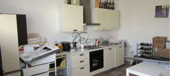 4 غرف نوم فيلا في Porcari, Italy رقم 175068 35