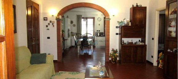 4 غرف نوم فيلا في Porcari, Italy رقم 175068 16