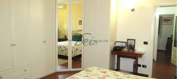 4 غرف نوم فيلا في Porcari, Italy رقم 175068 26