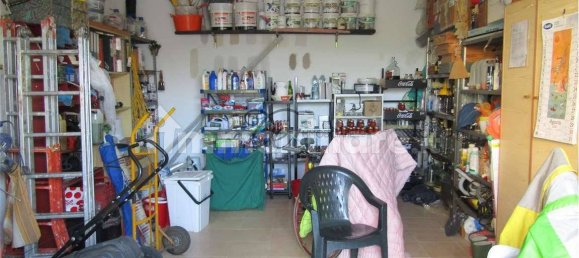 4 غرف نوم فيلا في Porcari, Italy رقم 175068 34