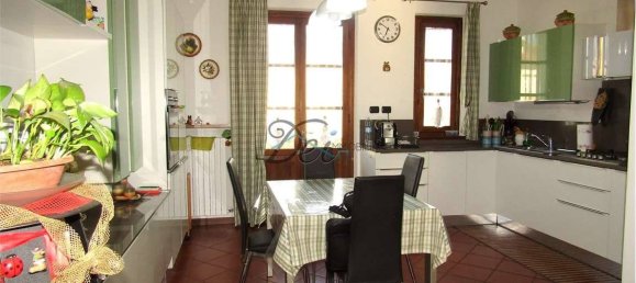 4 غرف نوم فيلا في Porcari, Italy رقم 175068 18