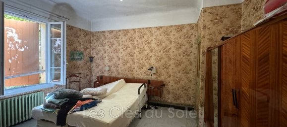 3 bedrooms House in Toulon, France No. 298641 4