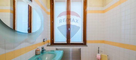 5 rooms Villa in Albano Sant'Alessandro, Italy No. 338630 10