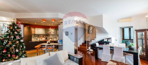 5 rooms Villa in Albano Sant'Alessandro, Italy No. 338630 3