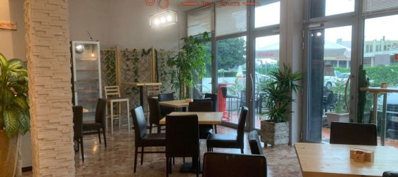 120m² Commercial property in Martellago, Italy No. 228395 2