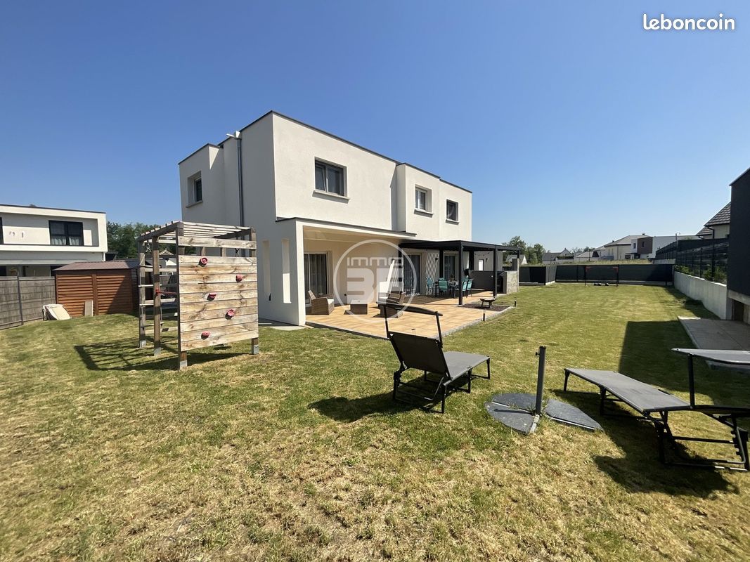 3 bedrooms House in Leymen, France No. 81327