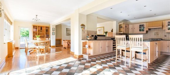 5 bedrooms House in Hadley Wood, United Kingdom No. 6560 44