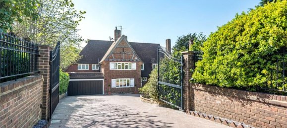 5 bedrooms House in Hadley Wood, United Kingdom No. 6560 2