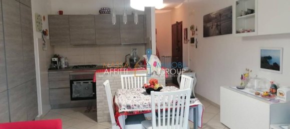 Apartamento de 2 dormitorios en Carrara, Italy No. 98570 6
